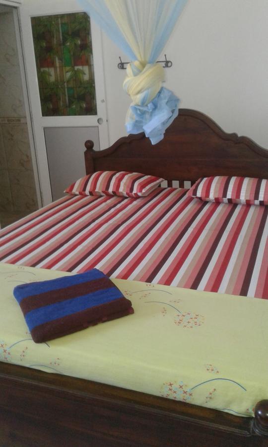 Down Town Hotel Ponnarankulama 외부 사진