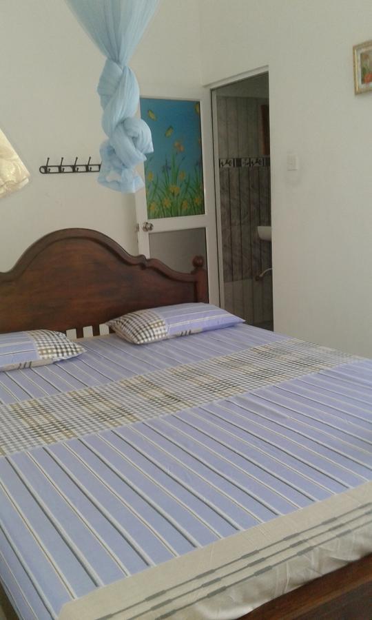 Down Town Hotel Ponnarankulama 외부 사진
